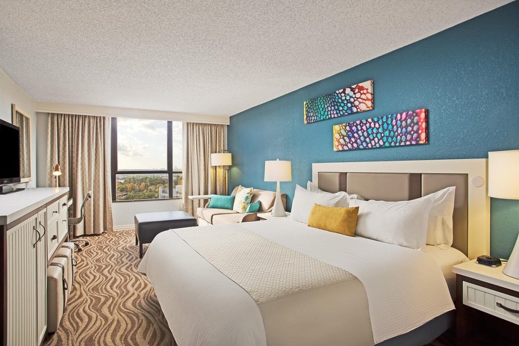 Wyndham Lake Buena Vista Disney springs 